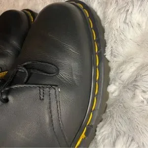 Dr. Martens | Shoes | Vintage 99s Dr Martens 146159 004  display picture 1
